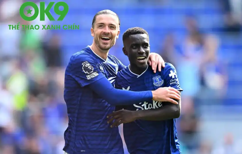 Jack Grealish kiến tạo cho Ndiaye ghi bàn Jack Grealish kiến tạo cho Ndiaye ghi bàn