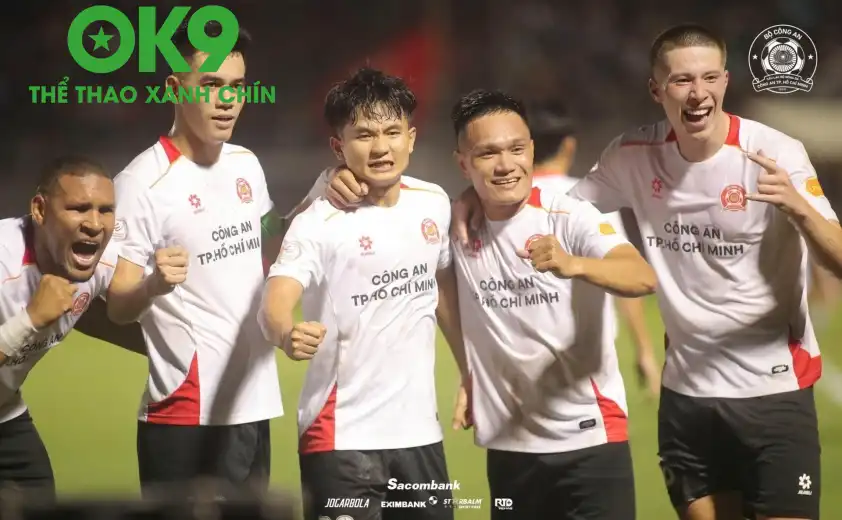 Công an TPHCM thi đấu ấn tượng trong hiệp 1 trận đấu (Ảnh: CLB CATPHCM)