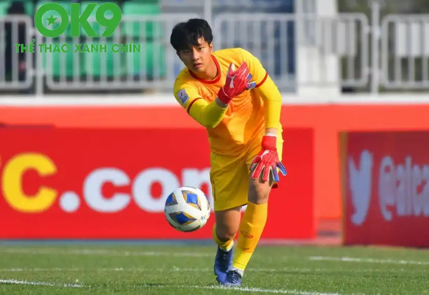 Cao Văn Bình đã có trận đấu xuất thần trước U22 Trung Quốc